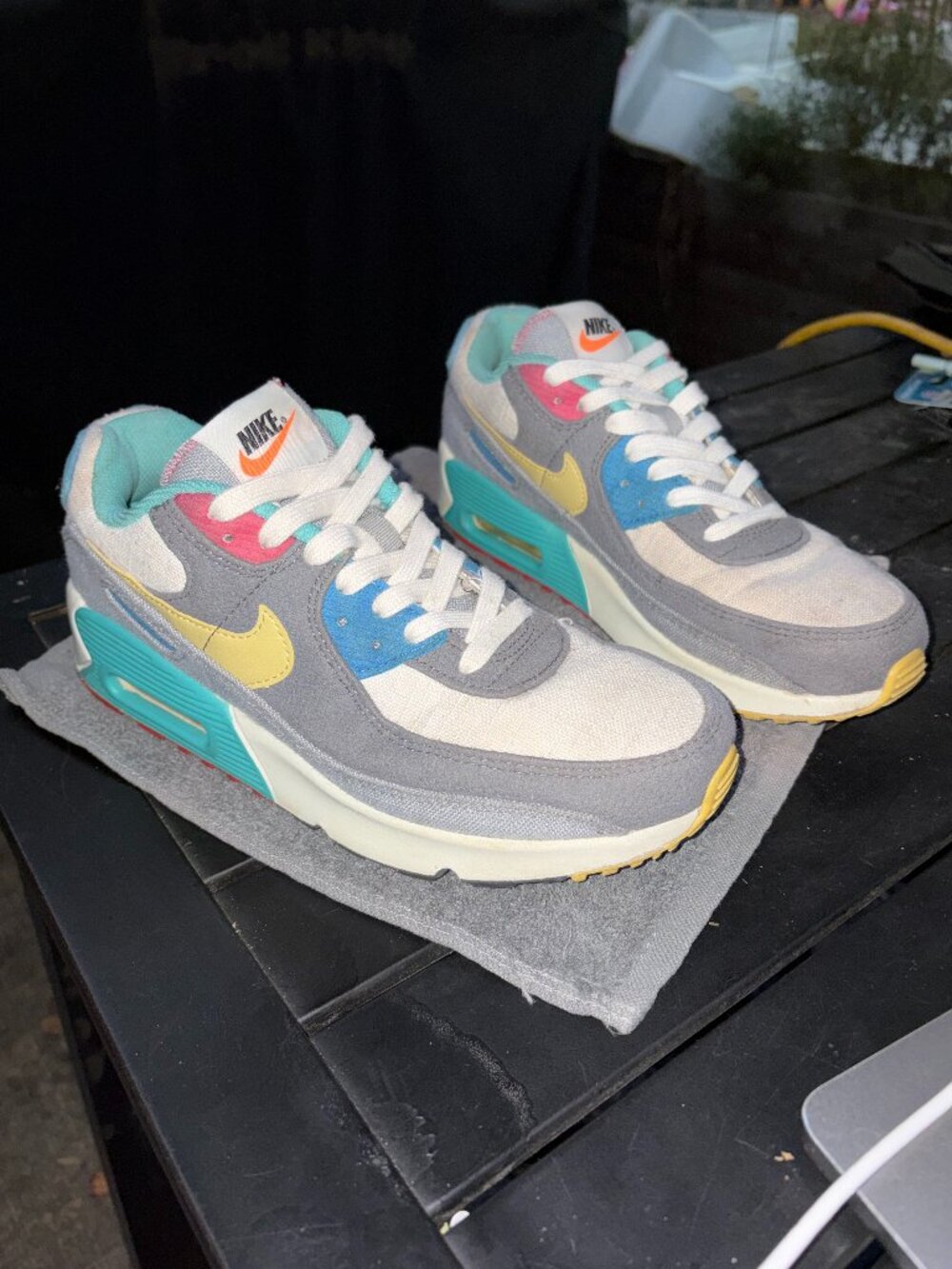 Nike Air Max 90 Air Sprung Caterpillar 6.5Y / Women's 8 Grey Pink Teal